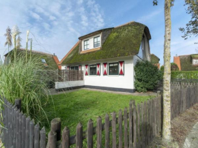 Spacious villa with garden